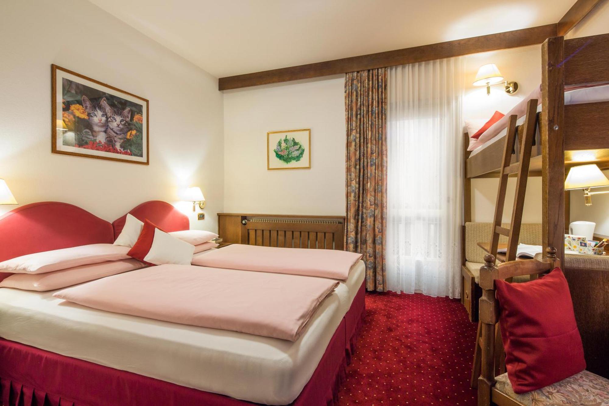 Hotel Maria Corvara in Badia Kültér fotó
