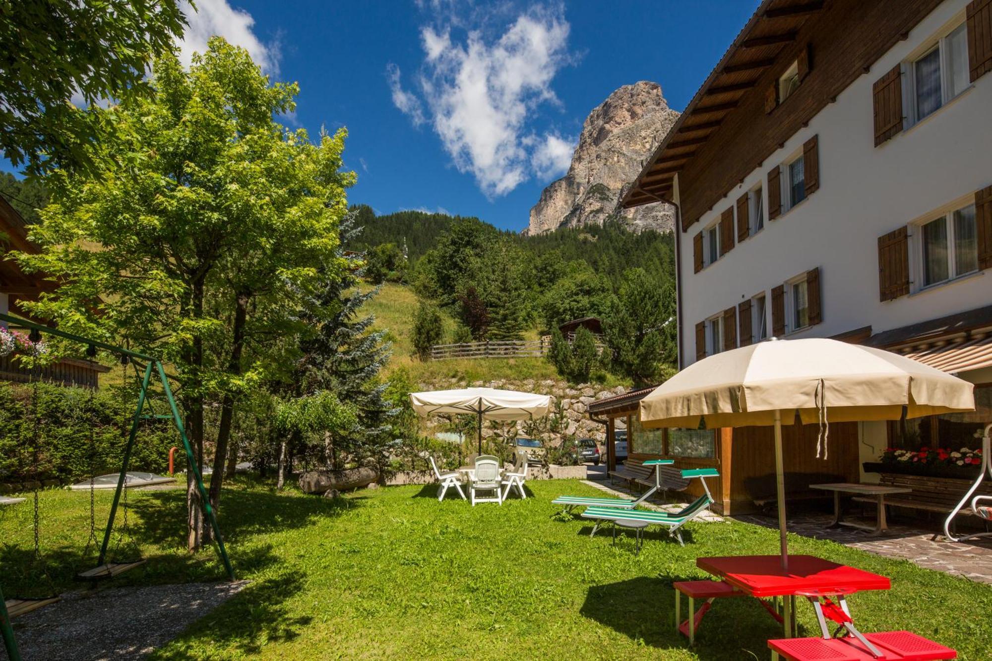 Hotel Maria Corvara in Badia Kültér fotó